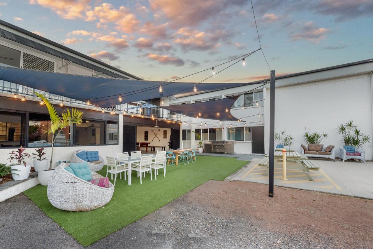 Seaside Lodge Hostel Townsville- Right Next To Coles, 2 Mins Walk To Strand & Cbd Exterior foto