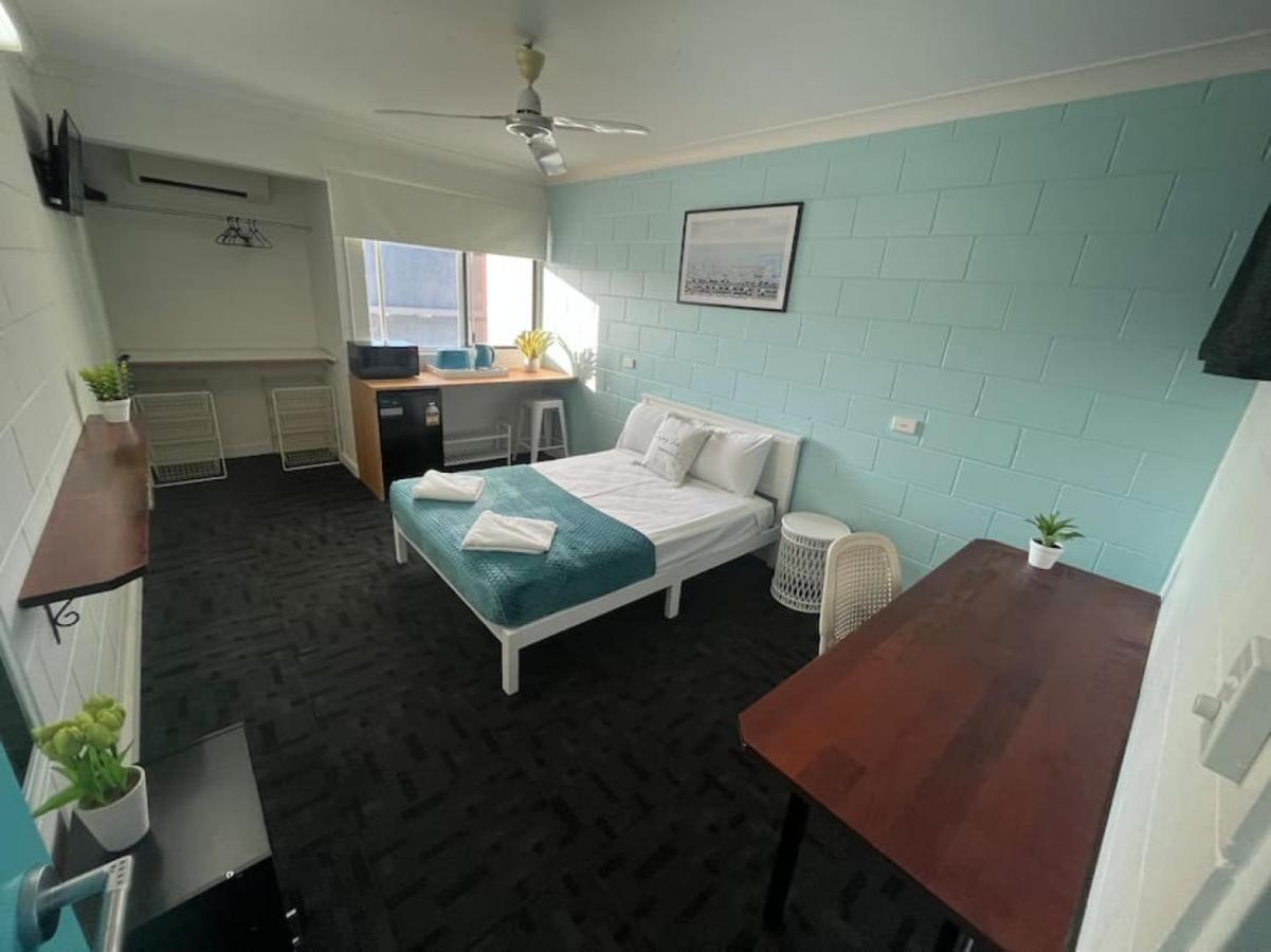 Seaside Lodge Hostel Townsville- Right Next To Coles, 2 Mins Walk To Strand & Cbd Exterior foto